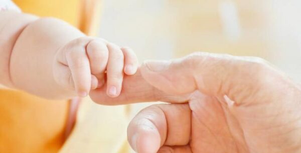 Επίδομα γέννας : Εγκρίθηκε το κονδύλι- Όλα όσα πρέπει να γνωρίζετε