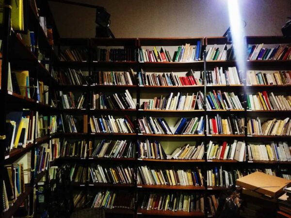 Μία βιβλιοθήκη αφιερωμένη στο περιβάλλον