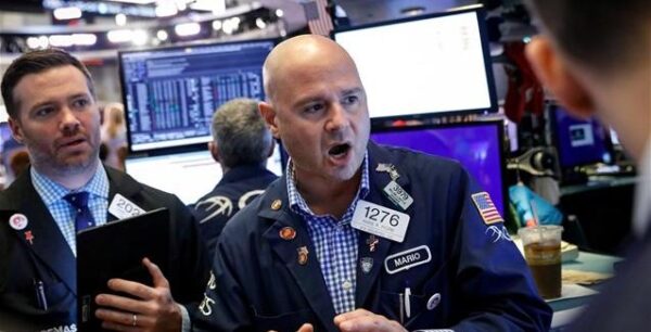 Αιμορραγία 6 τρισ. δολ. στη χειρότερη εβδομάδα για τις μετοχές από το 2008