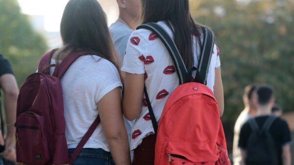 Τα όμορφα μυαλά… όμορφα «καίγονται»: Τι συμβαίνει με τα παδιά – διάνοιες στην Ελλάδα