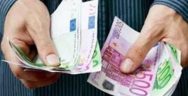 Μέτρα για τον κορωνοϊό: Ποιοί και πώς θα πάρουν το «επίδομα» των 600 ευρώ