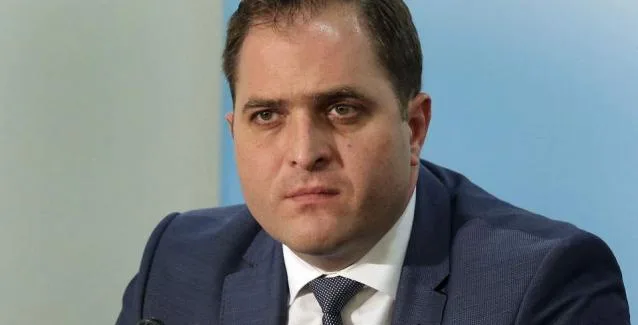 Όλα τα μέτρα της ΑΑΔΕ για αποφυγή συνωστισμού σε τράπεζες και εφορίες