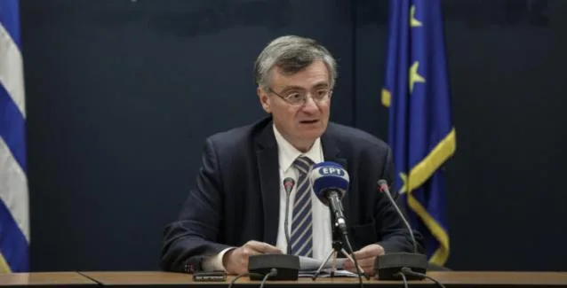 Τσιόδρας: Δεν είναι διακοπές – Πόσες φορές να το πούμε;