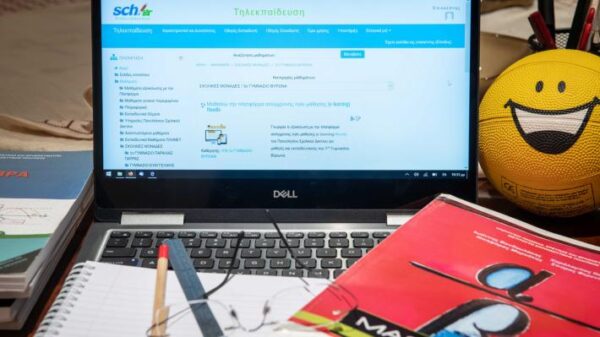 Δίπλα στους μαθητές μας με όλα τα μέσα. Το υπουργείο Παιδείας τι μέτρα παίρνει για να μας στηρίξει;