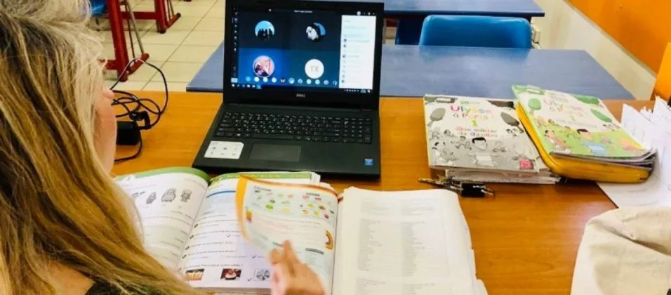 Εξ αποστάσεως εκπαίδευση: «Κάνουμε ό,τι μπορούμε» – Ας μην ψάχνει κανείς για ποιοτικά στοιχεία