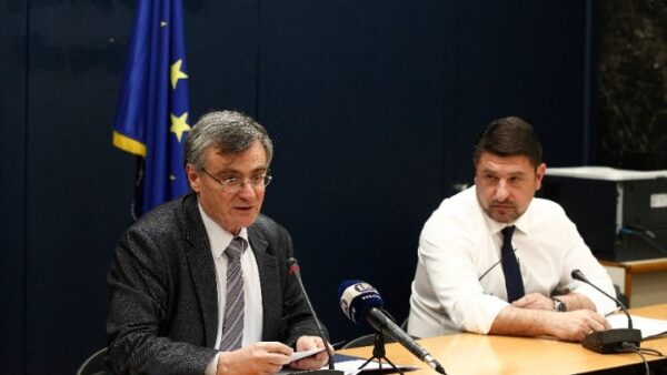 Τσιόρας: Περισσότερο απ’ όλους κινδυνεύουν οι ηλικιωμένοι