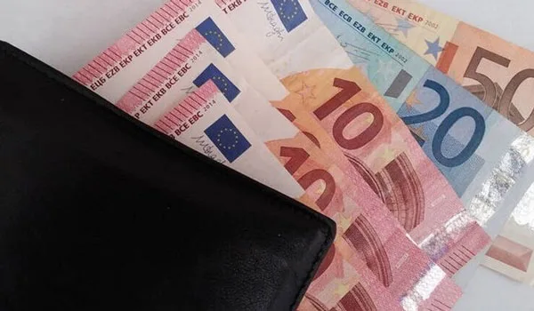 Κορονοϊός 800 ευρώ: Δικαιούχοι – Πότε θα καταβληθούν