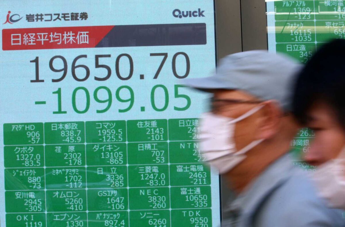 Κορωνοϊός στις αγορές: Κάποιοι μιλούν ήδη για παγκόσμιο κραχ