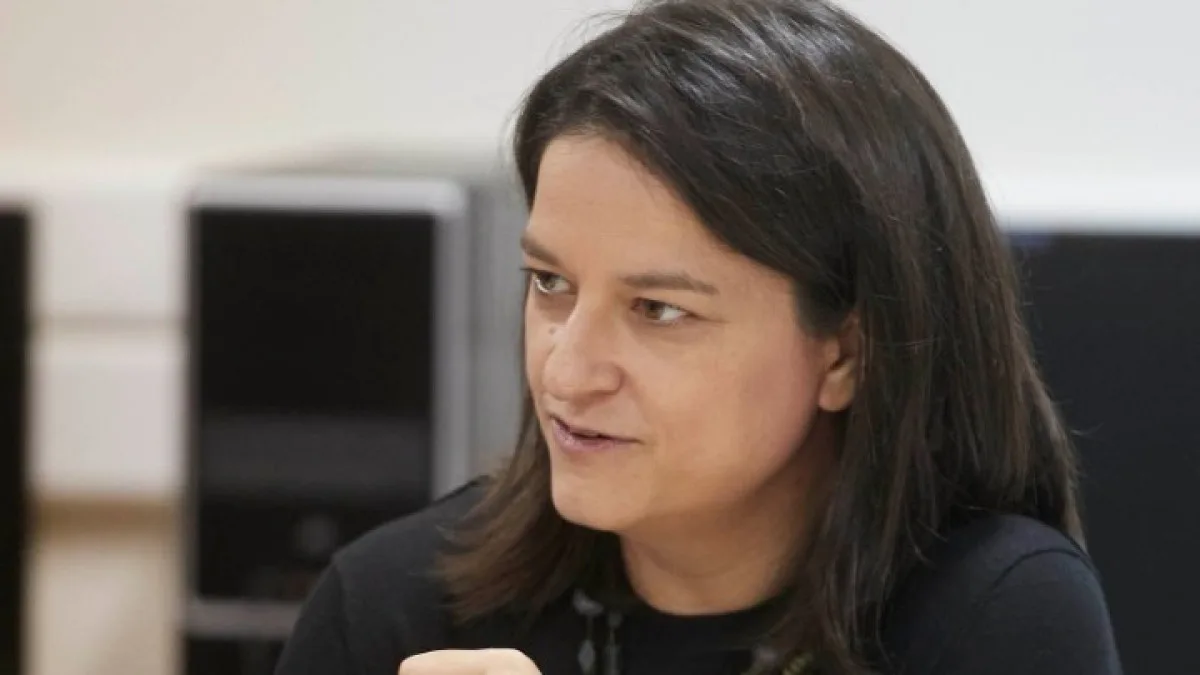 Κεραμέως: Πάνω από 60 εκ. ευρώ για tablets, laptops και πρόσληψεις ψυχολόγων και κοινωνικών λειτουργών