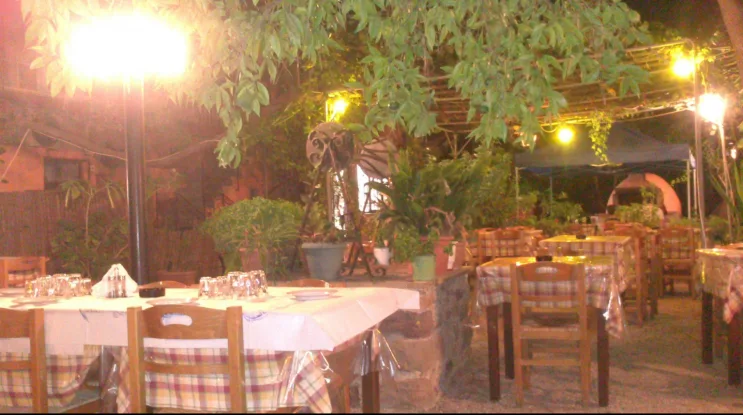 «Οι Δήμοι μπορούν να απαλλάξουν από δημοτικά τέλη επιχειρήσεις που έχουν πληγεί»