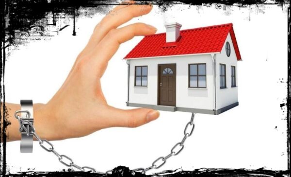 «Δεν είμαστε τα σπίτια μας. Είμαστε άνθρωποι και έχουμε ανάγκη άλλους ανθρώπους»