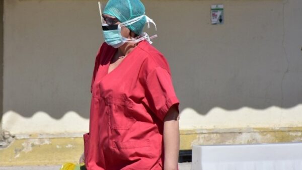 ΠΟΥ: Ο πλανήτης χρειάζεται επιπλέον σχεδόν 6 εκατ. νοσοκόμες και νοσοκόμους