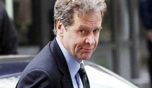 Τόμσεν: Ακριβά θα στοιχίσει στην Ελλάδα η εξάρτησή της από τον τουρισμό