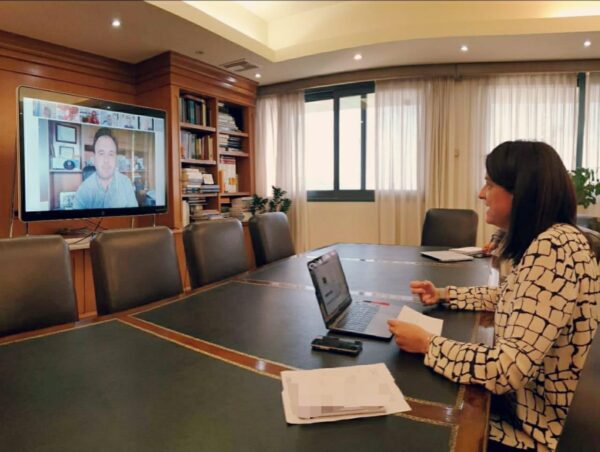 Υπουργείο Παιδείας και Δήμοι σε στενή συνεργασία για το άνοιγμα των σχολείων