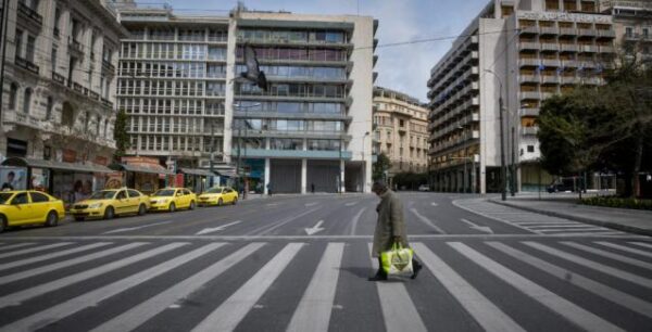 Δημοσκόπηση: Οι Έλληνες φοβούνται την ύφεση πιο πολύ από τον ιό