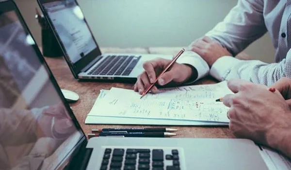 Έρευνα: Από το σπίτι θα μπορούσαν να εργάζονται 922.000 εργαζόμενοι στην Ελλάδα