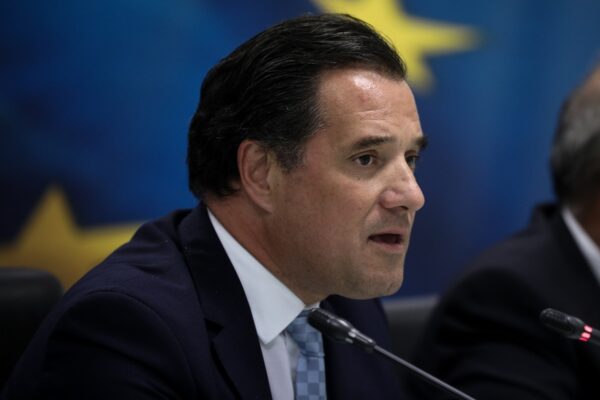 Γεωργιάδης για νέα μέτρα: Οι ανεμβολίαστοι δε θα μπορούν να πάνε πουθενά