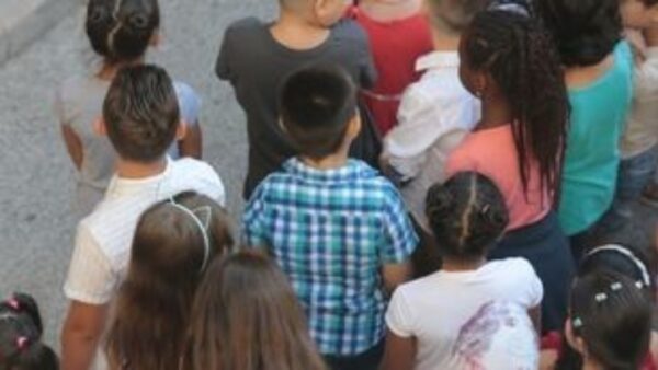 Η πανδημία πλήττει τα δικαιώματα των παιδιών διεθνώς