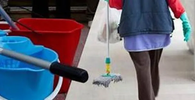 Εκπαιδευτικοί: Συμβάσεις σχολικών καθαριστριών μετατρέπονται σε μερικής απασχόλησης από πλήρους