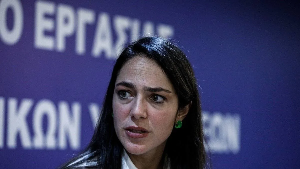 Μιχαηλίδου: Προτεραιότητα η επιτάχυνση των διαδικασιών για αναδοχές και υιοθεσίες