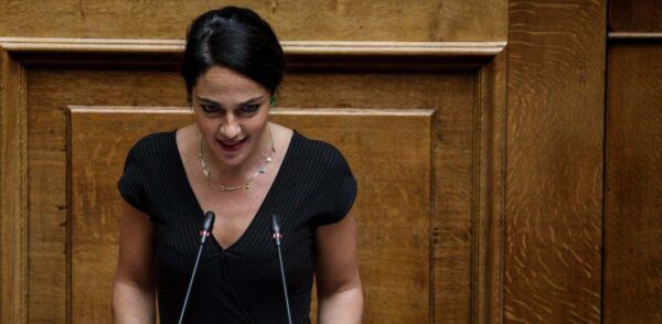 Παιδικοί Σταθμοί ΕΕΤΑΑ – Φωτίου: Η κ.Μιχαηλίδου εξαπατά τους γονείς για τα voucher