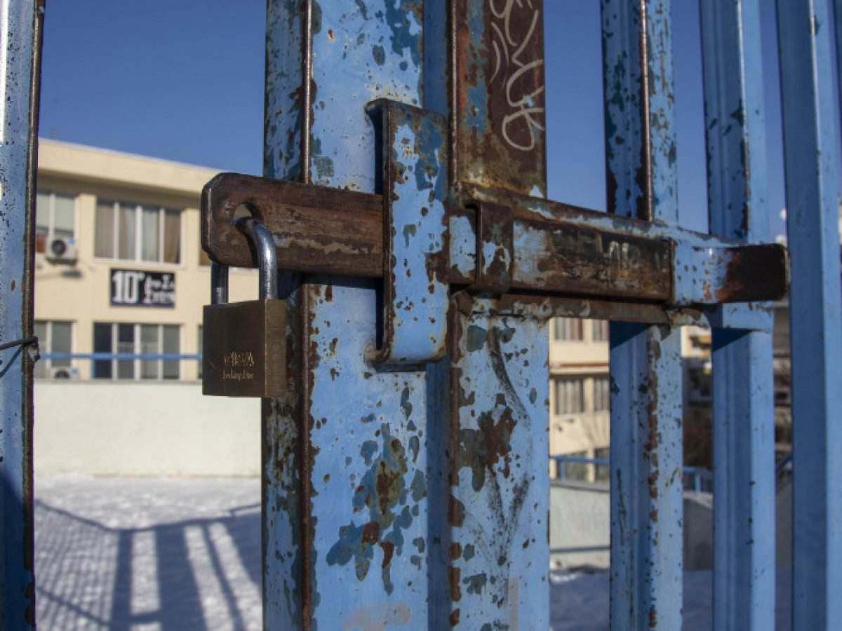 Κλειστά σχολεία λόγω κακοκαιρίας: Ποιά σχολεία παραμένουν κλειστά την Πέμπτη 18/2