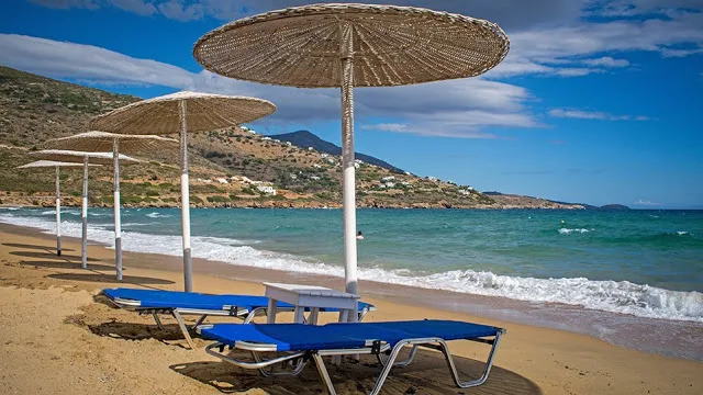 Νικήτρια στην ανάκαμψη του τουρισμού η Ελλάδα παρά τις φωτιές