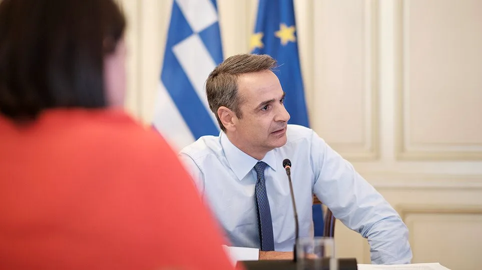 Μητσοτάκης: Ένας μαζικός εμβολιασμός μπορεί να βάλει τέλος στην υγειονομική κρίση