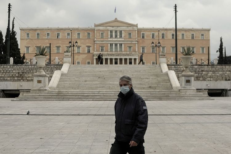 Δερμιτζάκης για κορονοϊό: «Φόβοι για σκηνές Ιταλίας στην Ελλάδα με 6.000 κρούσματα τη μέρα»