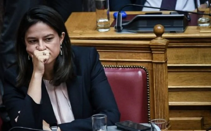 Συνάντηση  ΟΛΜΕ – Κεραμέως: Στο τραπέζι τα μέτρα στα σχολεία, η τηλεκπαίδευση και οι διορισμοί