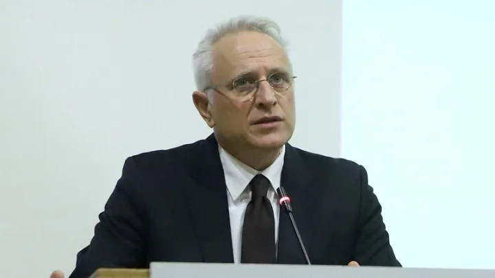 Ραγκούσης: Από τις 16/7 σταμάτησε η ενημέρωση για τα κρούσματα κορονοϊού στα νησιά