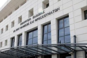 Νεκτάριος Κορδής: Απόλυτα χειραγωγούμενα τα Υπηρεσιακά Συμβούλια που συγκροτούνται
