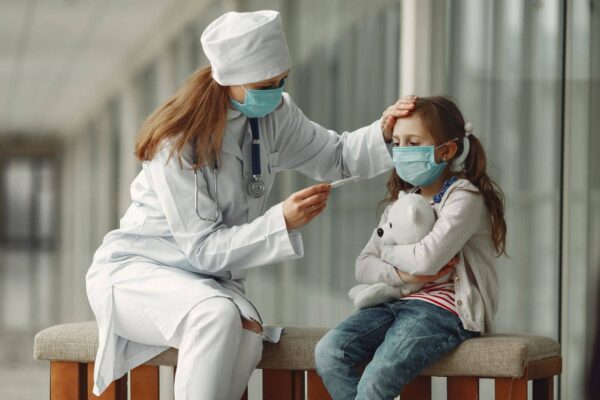 Kορονοϊός: Πόσο θα αυξηθούν τα κρούσματα τις επόμενες τρεις εβδομάδες – Ανακοίνωσε νέα μέτρα η Κομισιόν