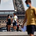 Covid-19 Κόσμος: Ενισχύονται τα περιοριστικά μέτρα μπροστά στο φάσμα του lockdown