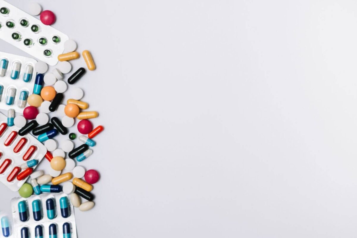 Κορονοϊός – Γκάγκα: Πότε ξεκινάει η διάθεση των αντιικών χαπιών