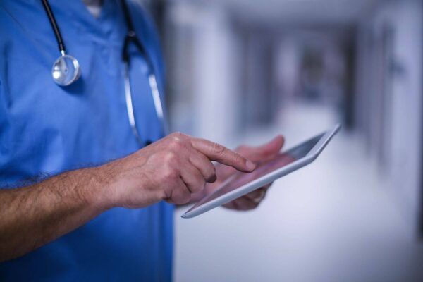 Ψηφιακό βιβλιάριο υγείας παιδιού: Τι πληροφορίες μπορούν να βρουν οι γονείς