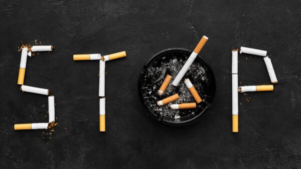 Οι καπνιστές κινδυνεύουν περισσότερο να εκδηλώσουν σοβαρά συμπτώματα Covid-19