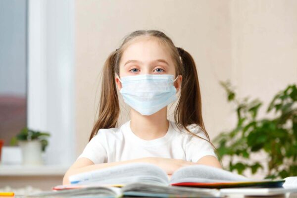 Κορονοϊός – Καταγγελία εκπαιδευτικών: «Καμία διαδικασία ιχνηλάτησης κρούσματος σε σχολεία»