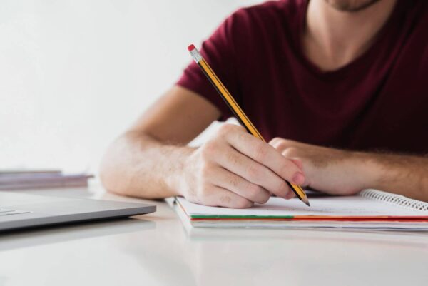 Πανελλήνιες 2021 – 4ο επιστημονικό πεδίο: Το νέο τοπίο των βάσεων –Εισακτέοι και ΕΒΕ