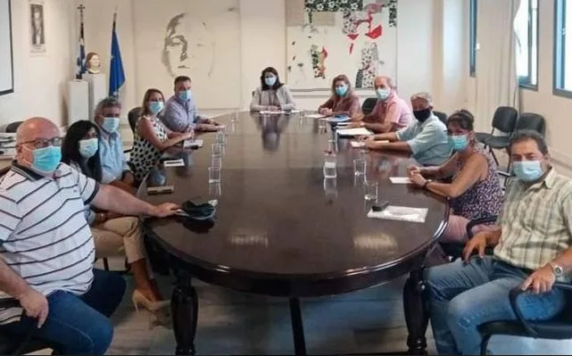 Συνάντηση ΠΟΣΥΠ με την Υπουργό Παιδείας