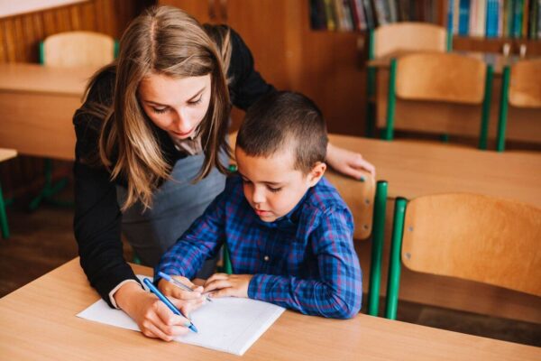 Άδεια διδασκαλίας σε Φροντιστήρια, Κέντρα Ξένων Γλωσσών – Έναρξη, Ανανέωση και Δικαιολογητικά