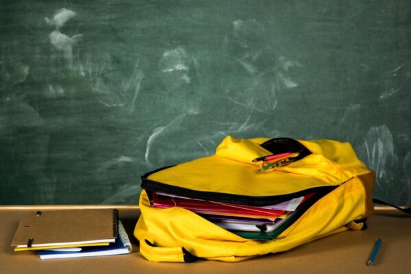 Ξεκινάει το «Καλάθι του Μαθητή»: Ποιά προϊόντα θα περιλαμβάνει