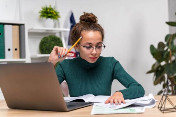 ΟΔΗΓΟΣ για προσλήψεις αναπληρωτών και διορισμούς εκπαιδευτικών: ΟΛΕΣ οι ημερομηνίες