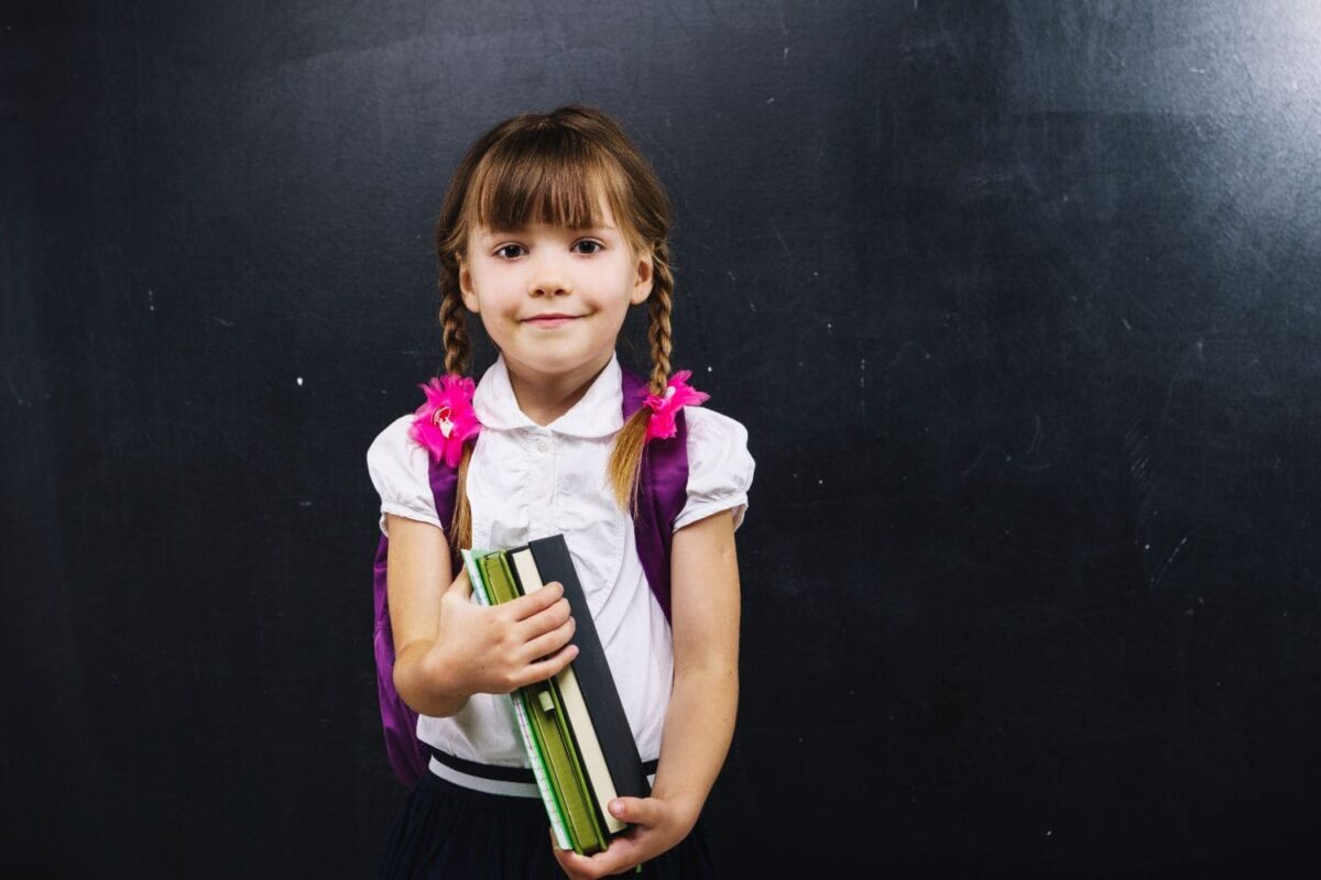 Εκπαιδευτικοί: Το φετινό σχολικό έτος ξεκινά με μια θέση σε κοντέινερ για κάθε τετράχρονο μαθητή