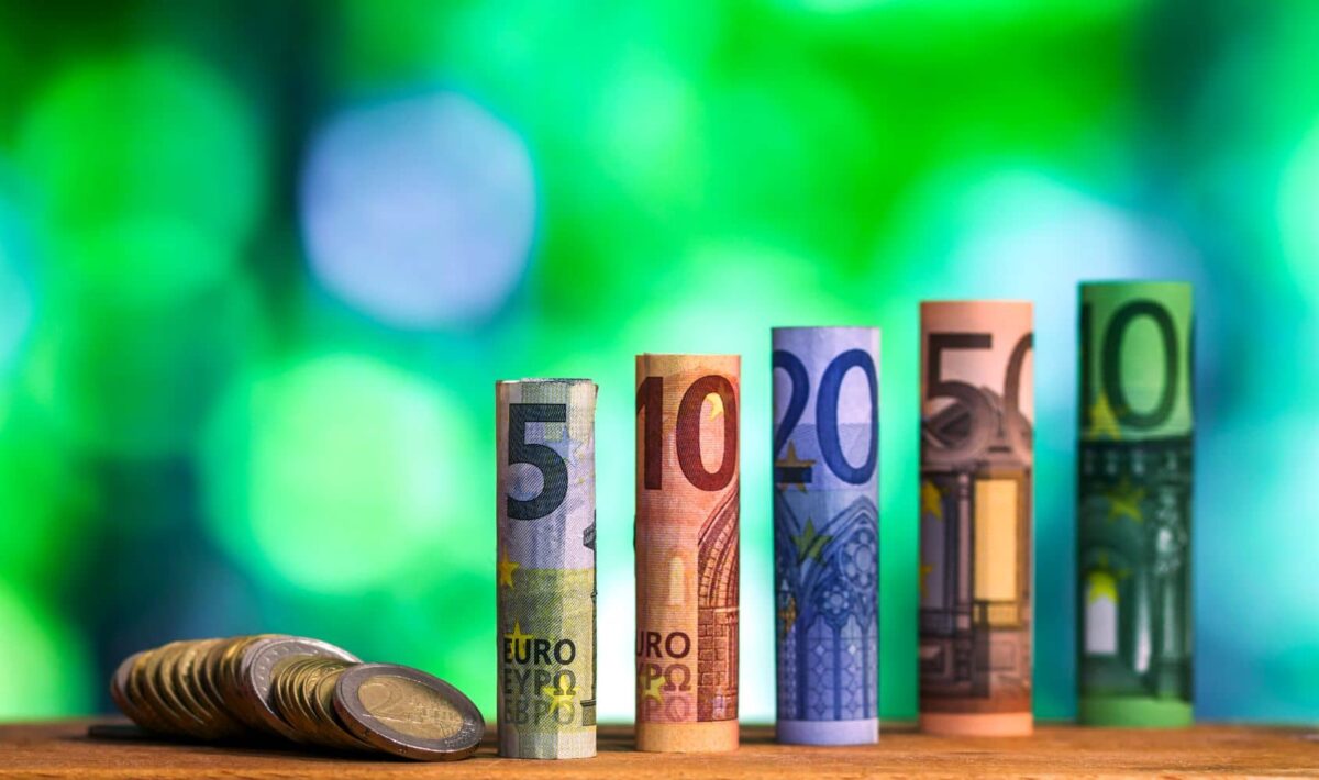 ΙΝΕ/ΓΣΕΕ για την ακρίβεια: Οξυνση της οικονομικής ανισότητας