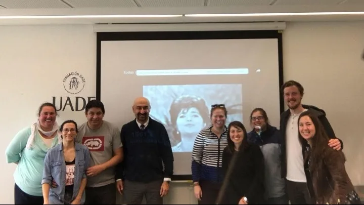 Έλληνας διαπρέπει στις ΗΠΑ διδάσκοντας λατινογενείς γλώσσες