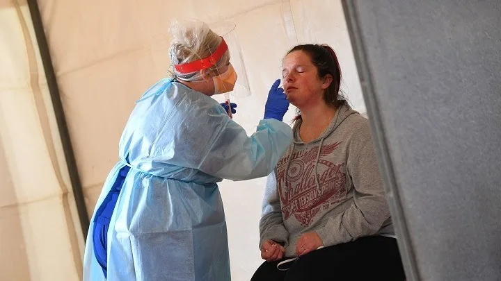 Κορονοϊός 25/11: Πόσα κρούσματα ανακοινώθηκαν