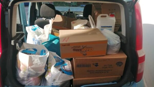 «Καραντίνα – Helpers»: Η εθελοντική ομάδα πού βοηθάει όσους έχουν ανάγκη