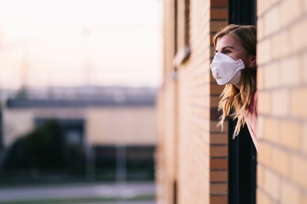 Άρση lockdown: Με πόσα κρούσματα πρέπει να ανοίξει το λιανεμπόριο