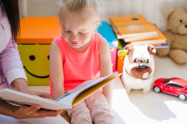 Άνοιγμα σχολείων – Παγώνη:  Να ανοίξουν σχολεία, καταστήματα και εστίαση